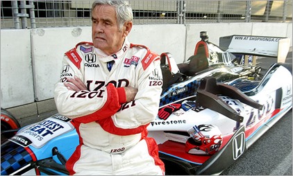 09-01-Al-Unser-Sr-Drives-2Seater-Std