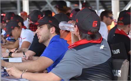 canadian symbol auto